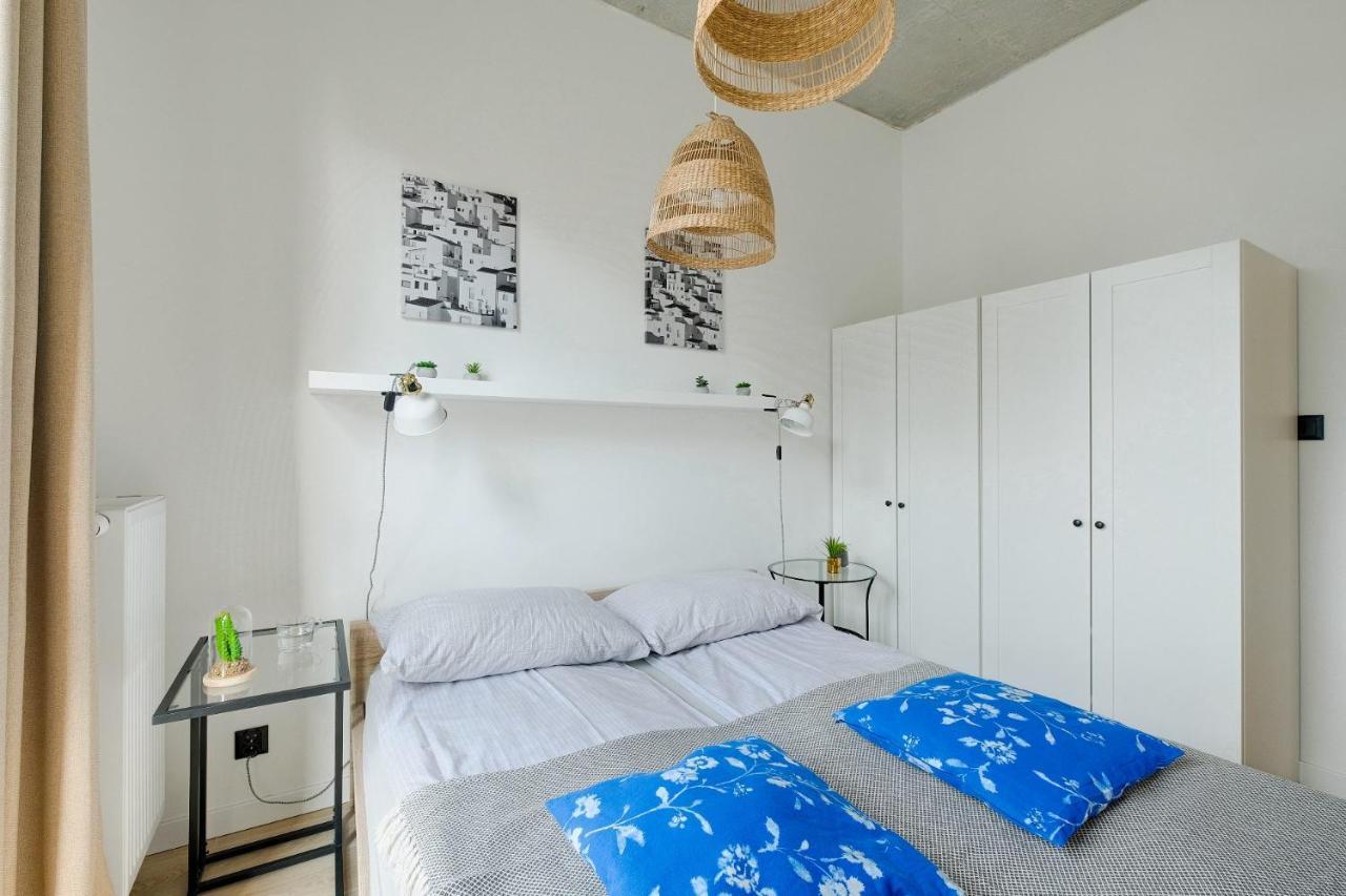 Apartamenty Patriotow 303 Varşovia Exterior foto